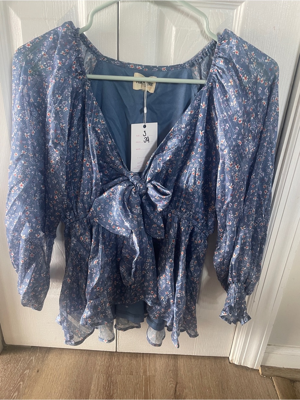 Peach Love California Blue Floral Tie-Front Peplum Blouse several sizes